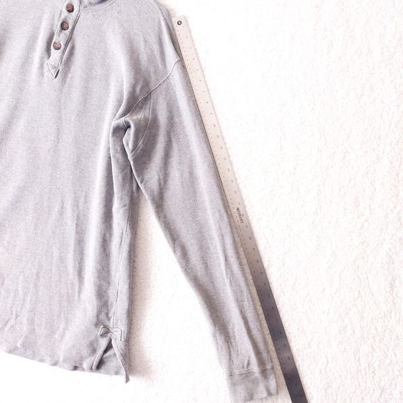 Duluth Trading Co Gray Henley Waffle Pattern Thermal Men's Size LT - Picture 8 of 14